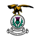 Λογότυπο Inverness Caledonian Thistle με αετό και γαϊδουράγκαθο σε λευκή ασπίδα